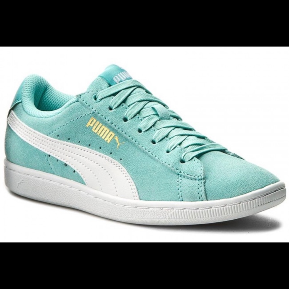 Puma Vikky Sneakers in Aruba Blue
